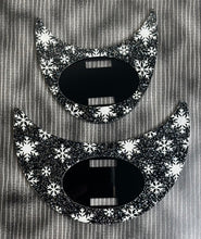 Load image into Gallery viewer, Snow Flake -2 Colour options- Small or Large Interchangeable Necklace Plate - Made to Order
