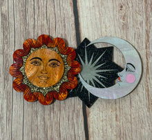 Load image into Gallery viewer, Sun &amp; Moon insert (Will require an interchangeable necklace plate to be wearable)