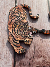 Load image into Gallery viewer, New ROAR Statement Necklace